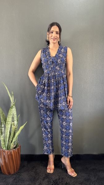 Elegant Printed V Neck Co Ord Set for Office   Casual Wear Co-Ords