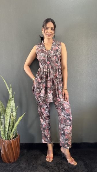 Elegant Printed V Neck Co Ord Set for Office   Casual Wear Co-Ords