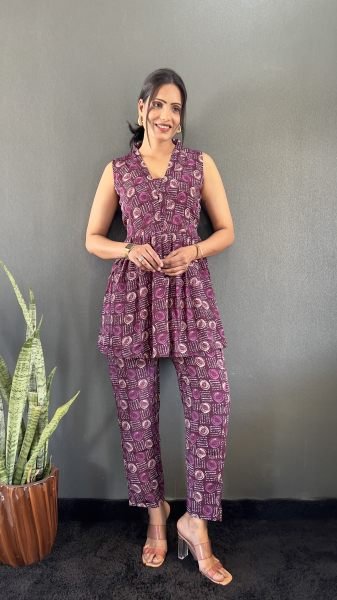 Elegant Printed V Neck Co Ord Set for Office   Casual Wear Co-Ords