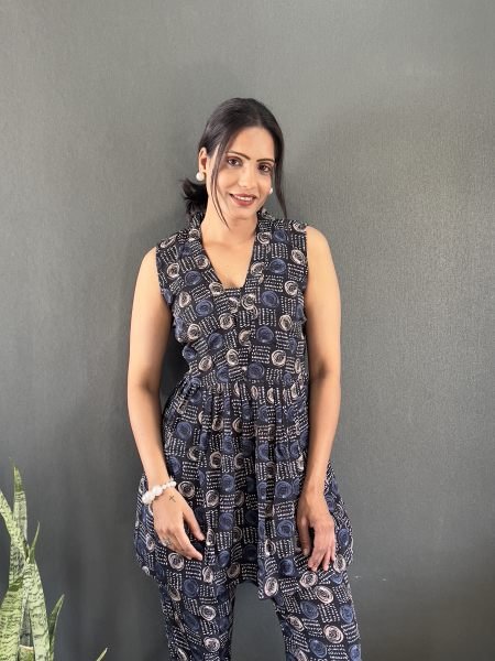 Elegant Printed V Neck Co Ord Set for Office   Casual Wear Co-Ords