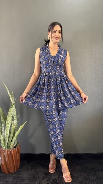 Elegant Printed V Neck Co Ord Set for Office   Casual Wear Co-Ords