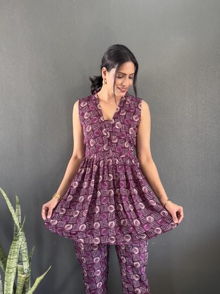 Elegant Printed V Neck Co Ord Set for Office   Casual Wear Co-Ords