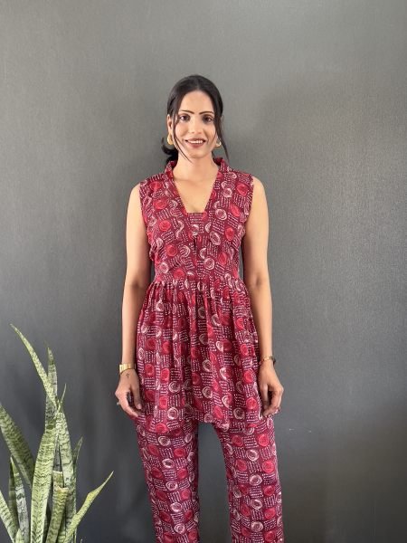 Elegant Printed V Neck Co Ord Set for Office   Casual Wear Co-Ords