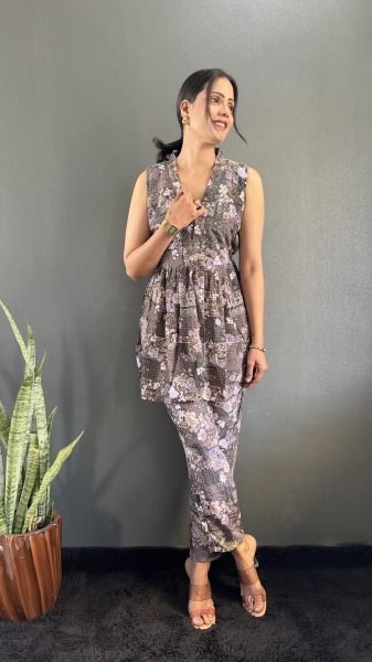 Elegant Printed V Neck Co Ord Set for Office   Casual Wear Co-Ords
