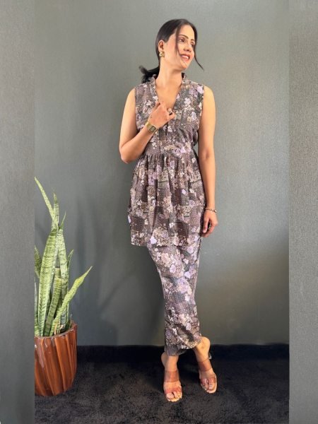 Elegant Printed V Neck Co Ord Set for Office   Casual Wear Co-Ords