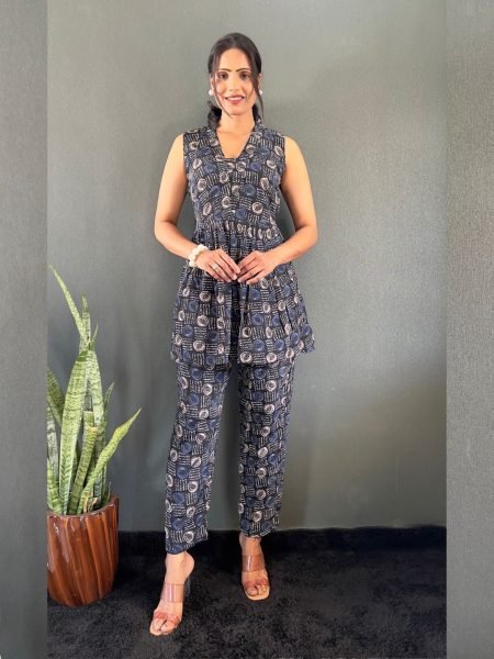 Elegant Printed V Neck Co Ord Set for Office   Casual Wear Co-Ords