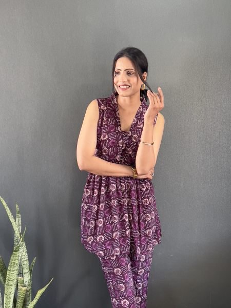 Elegant Printed V Neck Co Ord Set for Office   Casual Wear Co-Ords