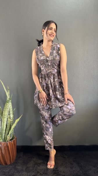 Elegant Printed V Neck Co Ord Set for Office   Casual Wear Co-Ords