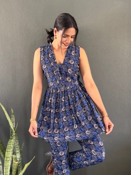 Elegant Printed V Neck Co Ord Set for Office   Casual Wear Co-Ords