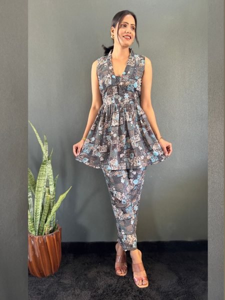 Elegant Printed V Neck Co Ord Set for Office   Casual Wear Co-Ords