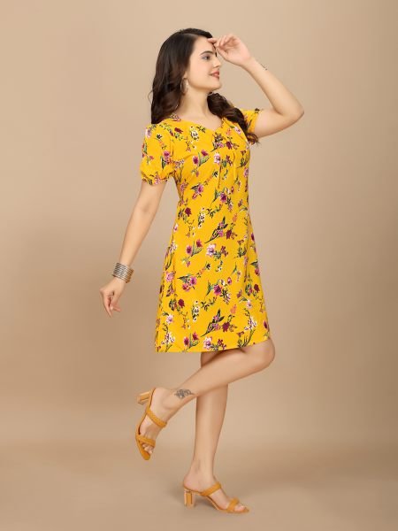 Elegant Yellow Floral Crape Dress Sweetheart Neckline Stylish Puff Sleeves Dresses