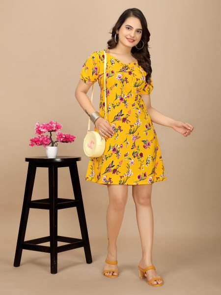 Elegant Yellow Floral Crape Dress Sweetheart Neckline Stylish Puff Sleeves Dresses