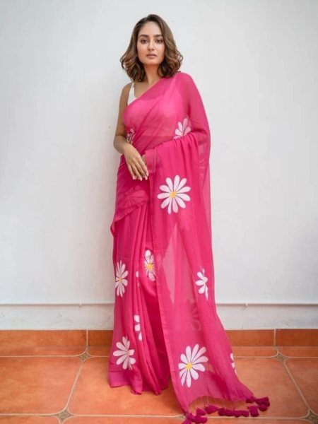 Floral Print Handloom Pure Cotton Saree with Unstitched Blouse Piece Printed Sarees