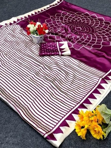 Geometric Stripes Crepe Silk Traditional Print Saree