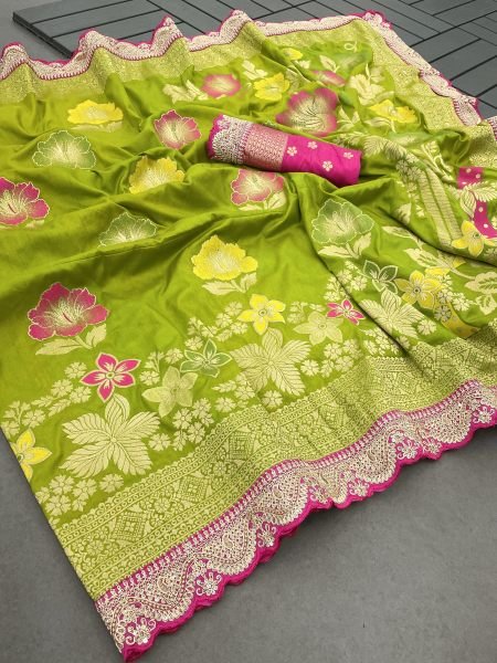 Green Dola Silk Banarasi Saree with Jacquard Embroidery and Lace Border Sale