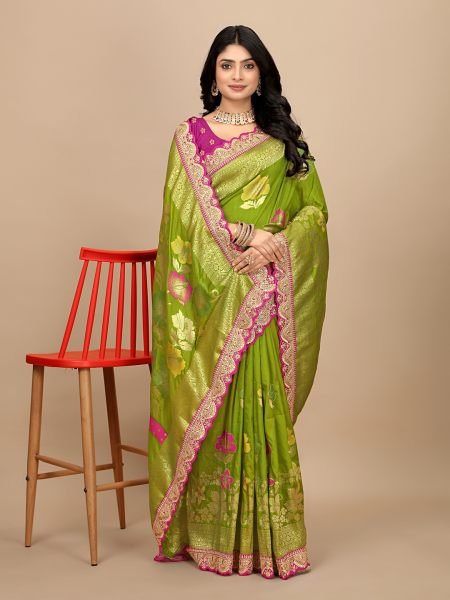 Green Dola Silk Kanjivaram Saree with Jacquard Work and Embroidered Lace Border Sale