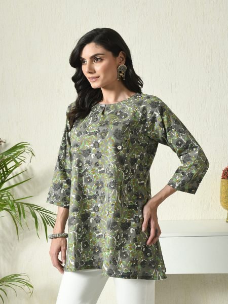Green Floral Printed Cotton Blend Top with Keyhole Neck Kurtis & Tunics