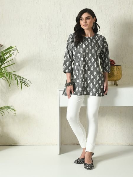 Grey Floral Printed Cotton Blend Top with Keyhole Neck Kurtis & Tunics