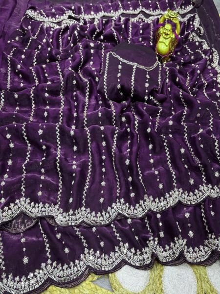 Heavy Zari Embroidery Scalloped Cutwork Border Chiffon Satin Saree