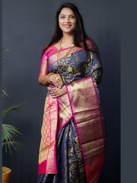 Kanjivaram Silk Saree with Rich Pallu with Unstitched Blouse Piece Daily Deals