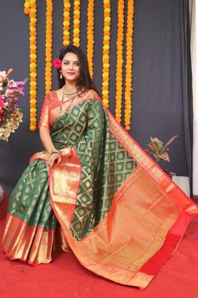 Kanjivaram Silk Saree with Rich Pallu with Unstitched Blouse Piece Kanjivaram Sarees