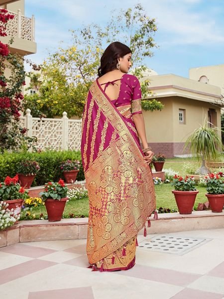 Magenta Woven Jacquard Kanjivaram Pure Silk Saree Banarasi Sarees