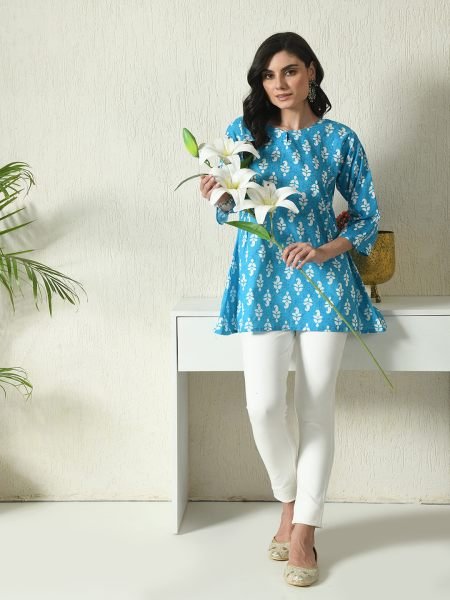 Sky Floral Printed Cotton Blend Top with Keyhole Neck Kurtis & Tunics